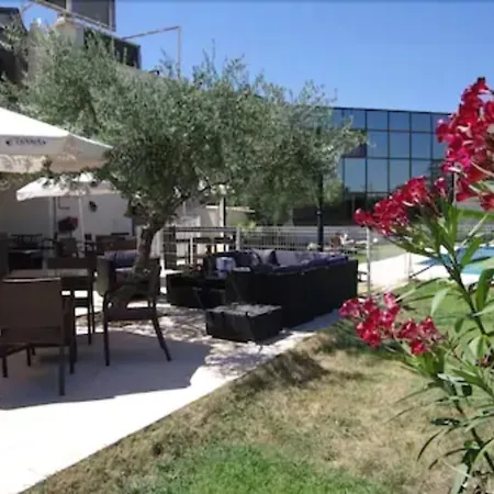 Hotel Aeroport - Parc Expo