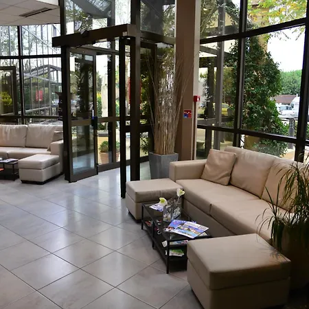 Aeroport - Parc Expo 3*