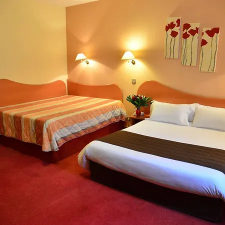 Aeroport - Parc Expo Hotel 3*