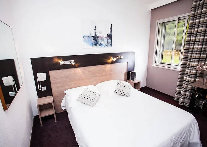 Отель Aeroport - Parc Expo